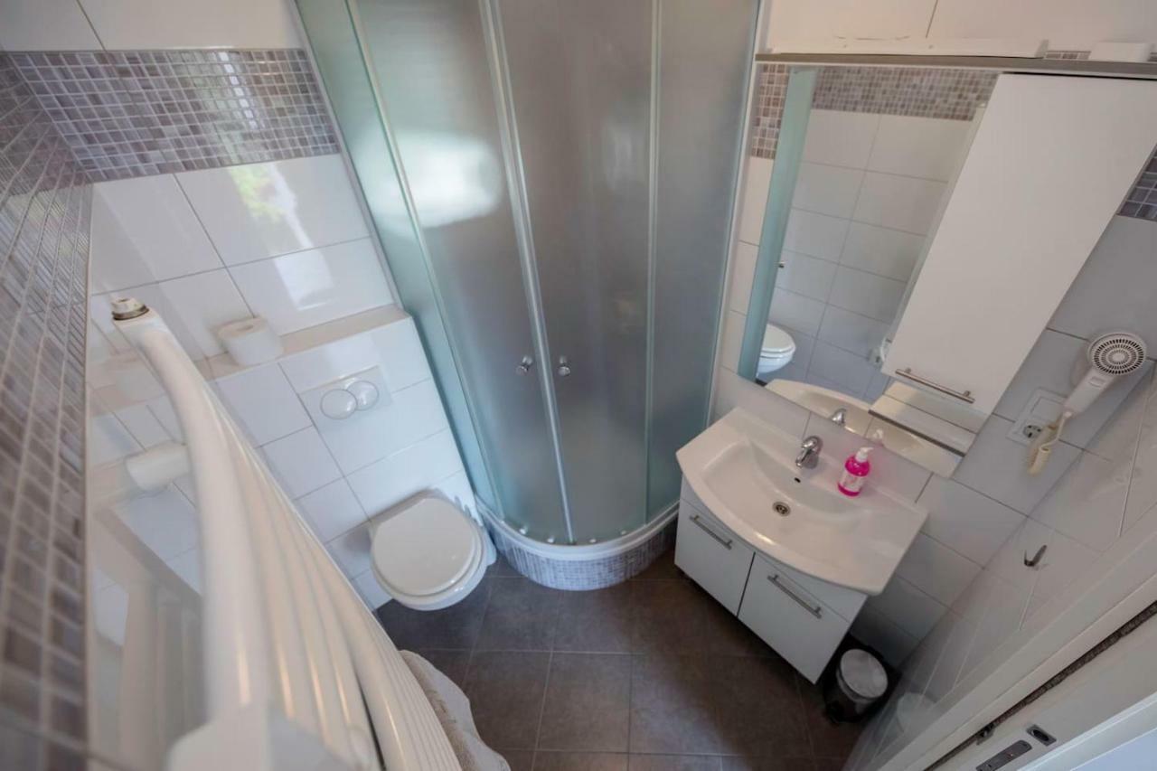 Apartman Marcela Palit Экстерьер фото